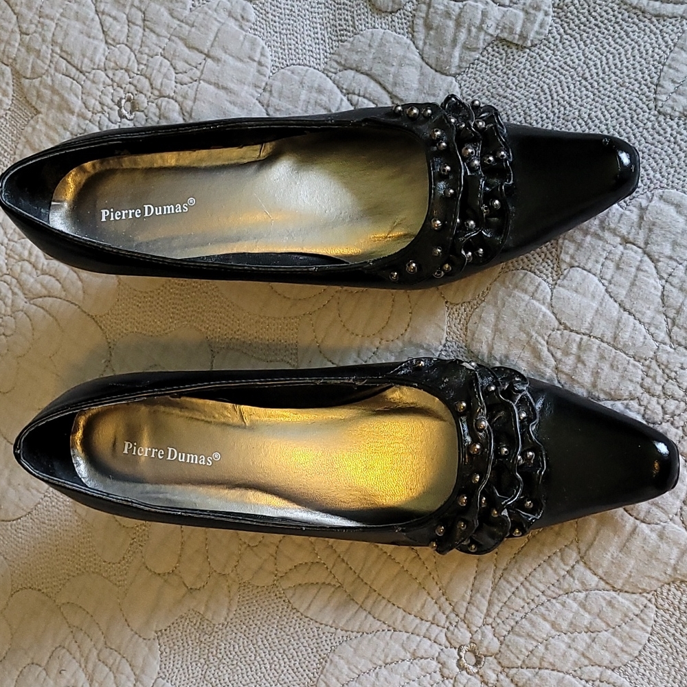 Pierre Dumas size 11 black heels.